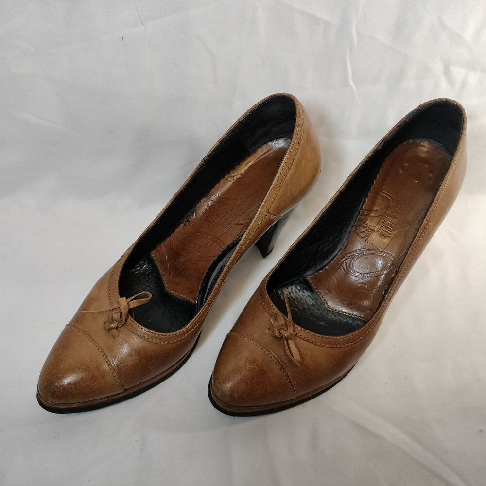 Handmade Italian Leather Pumps - Picture 2 of 13
